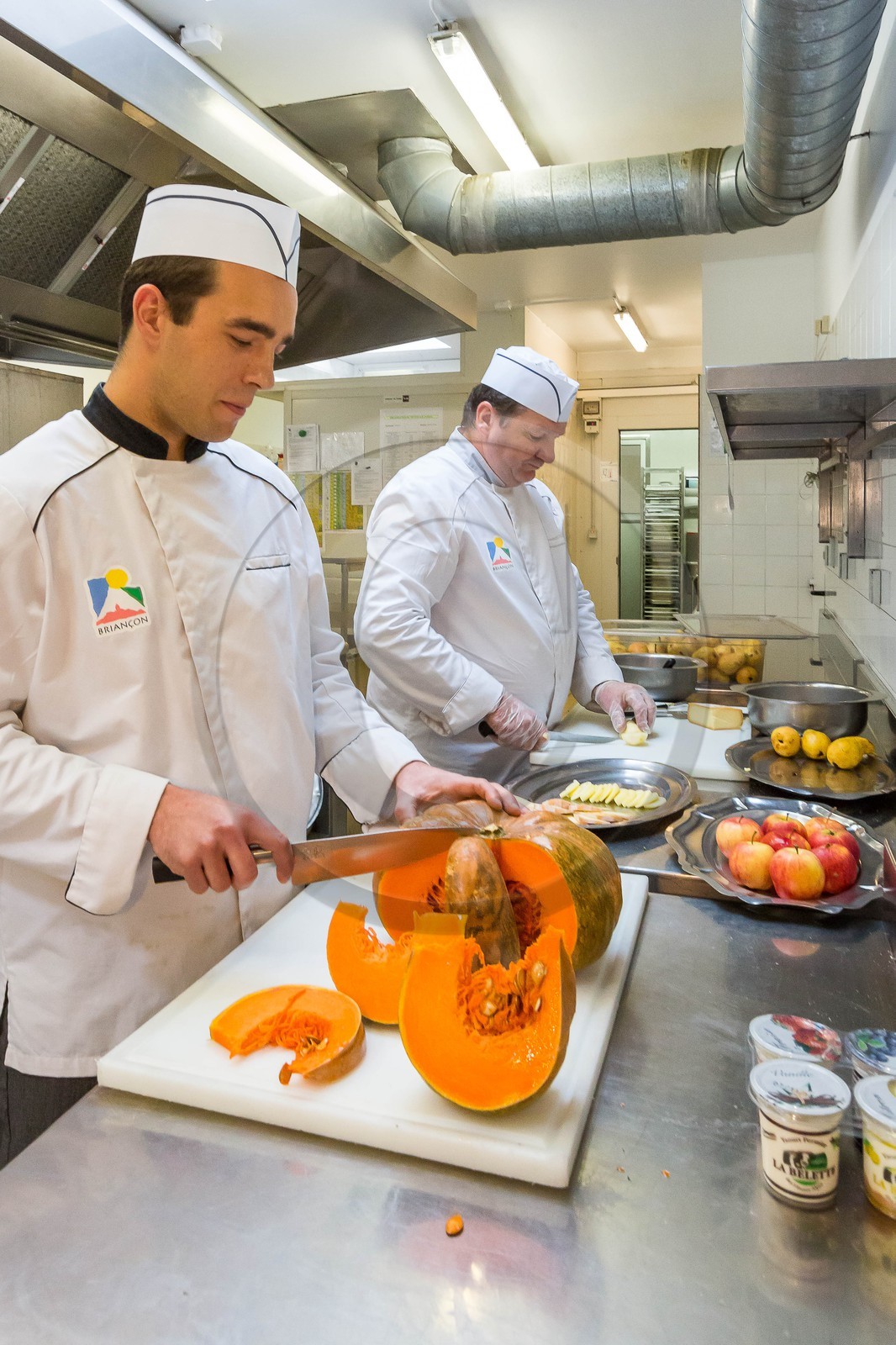 Briançon, restauration scolaire, cuisine municipale du Centre Lepoire