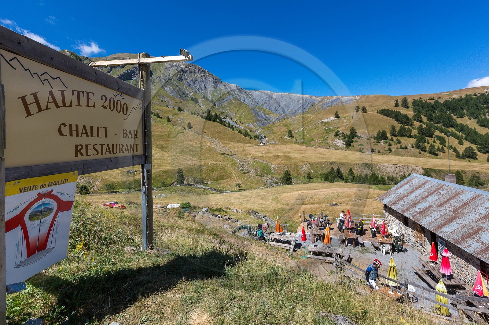 Col de La Bonette-Restefond,  Restaurant d'altitude Halte 2000