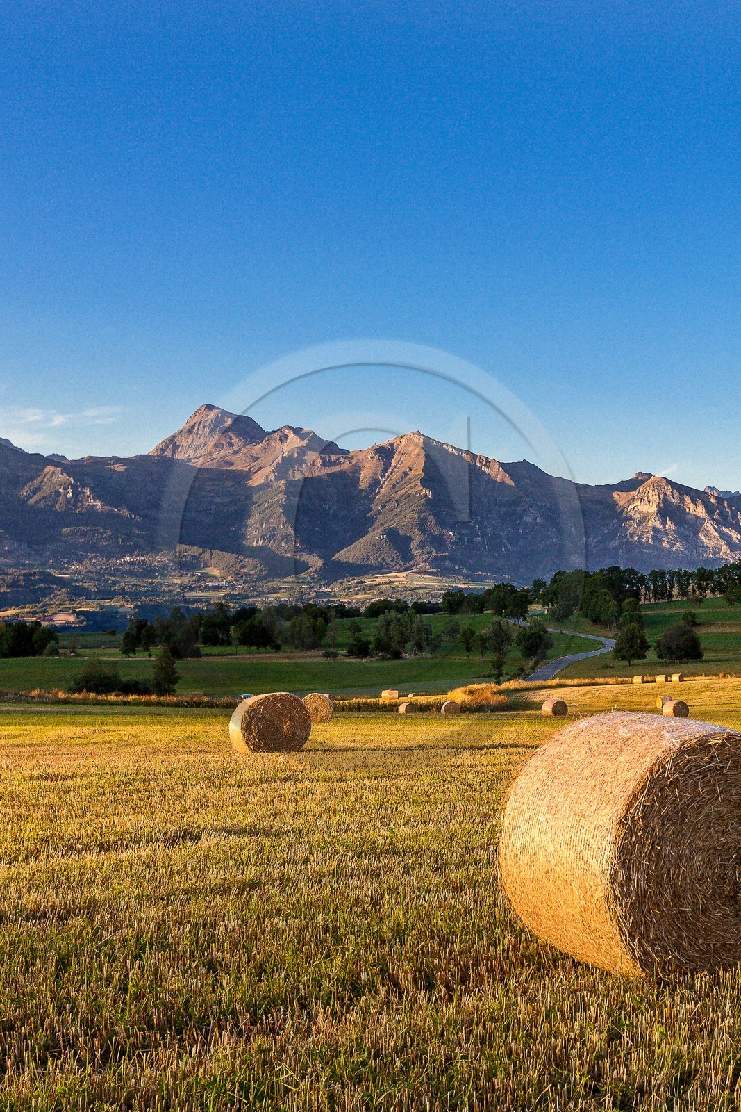 La vallée du Champsaur et le Vieux Chaillol du Col de Manse