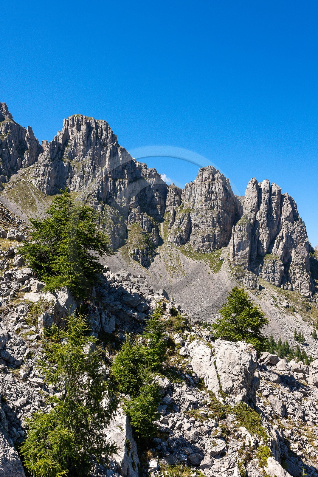 Pays de Serre-Ponçon, Réallon et les Aiguilles de Chabrières