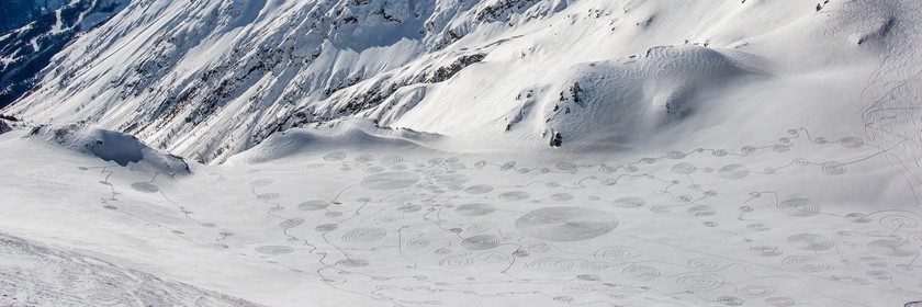 Serre-Chevalier, Snow drawings, une œuvre de l'artiste Sonja Hinrichsen