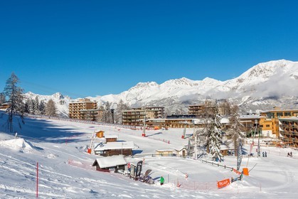 Uvernet-Fours, station de ski de Praloup
