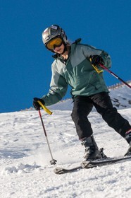Ski enfant piste de ski