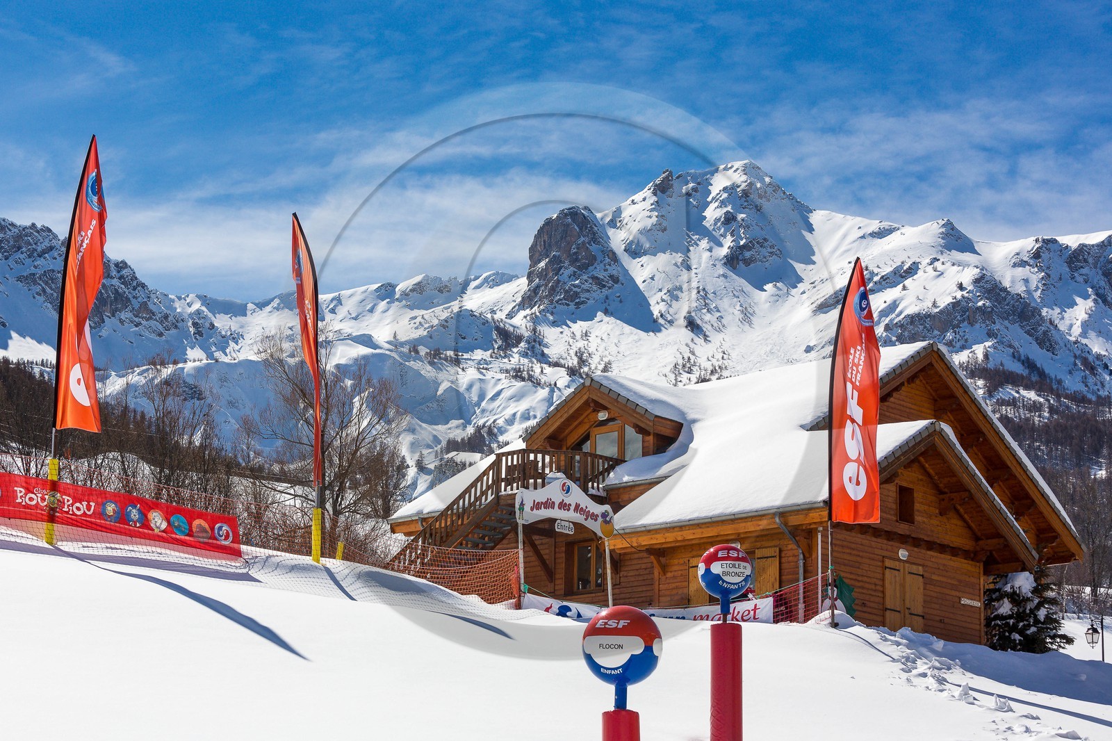 La station de ski Sauze Super-Sauze est une station village située entre 1400 et 2400 m