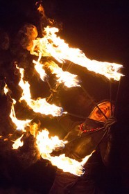 Lac de Serre-Ponçon, Savines-le-Lac, spectacle  Neige de Feu