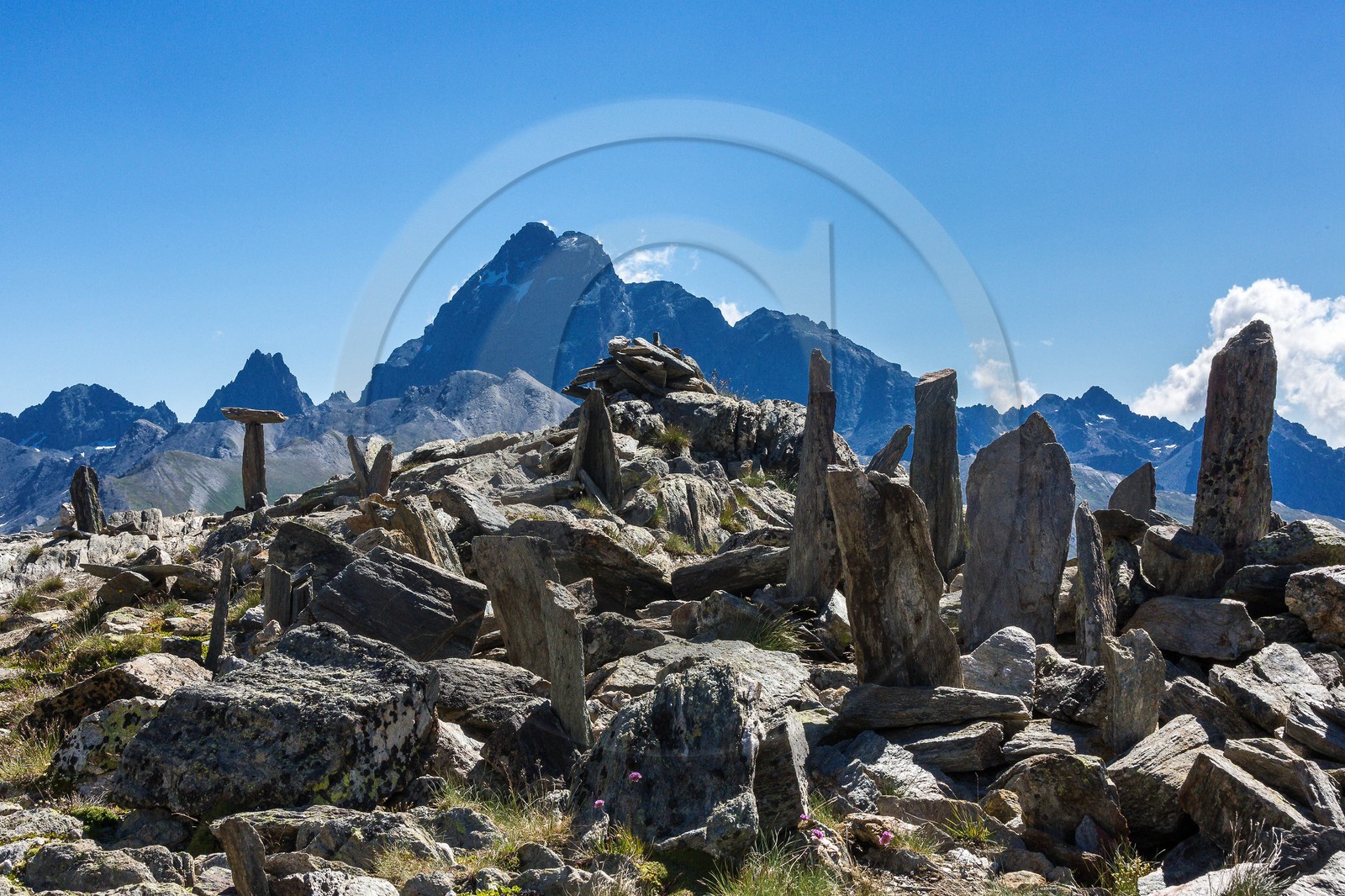 col du Longet et le Mont Viso
