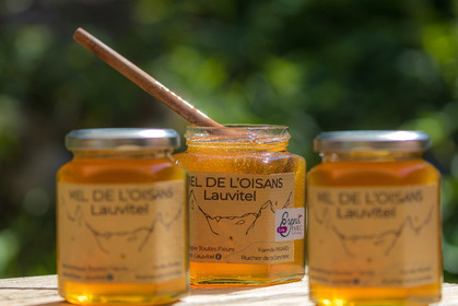 Margaux and Didier Pissard, beekeepers