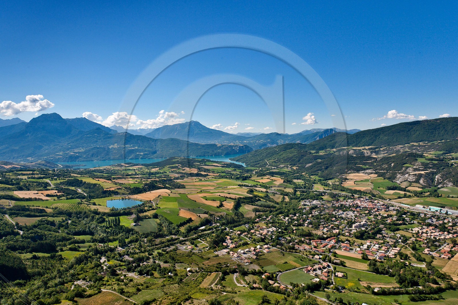 Pays de Serre-Ponçon, village de Chorges