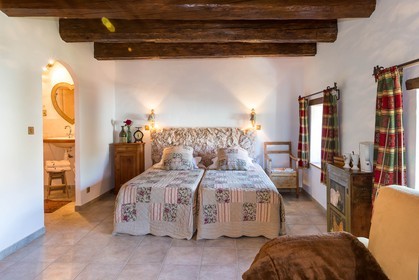 Gîte et chambres d'hôtes La Bousquetière