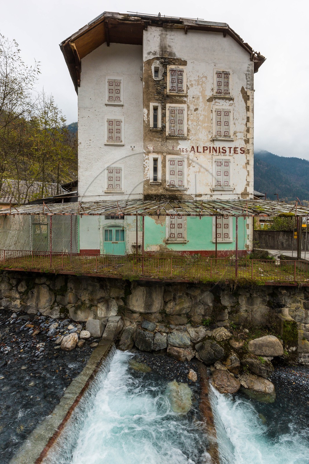 Valbonnais, village Le Périer