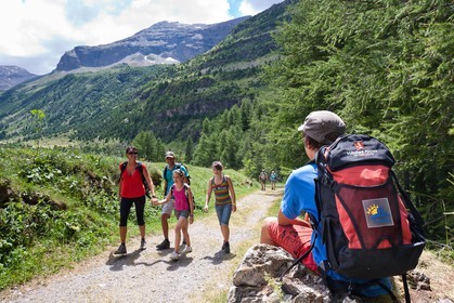 Randonnée famille montagne