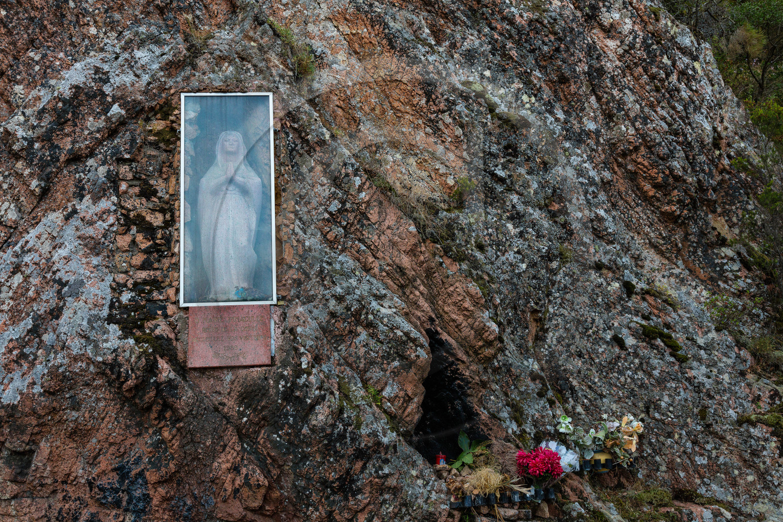 Oratoire Vierge des Calanche de Piana