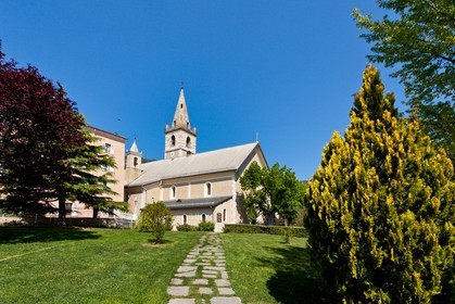 Sanctuaire de Notre-Dame du Laus, la basilique
