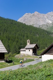 Cyclotourisme dans la vallée de la Clarée