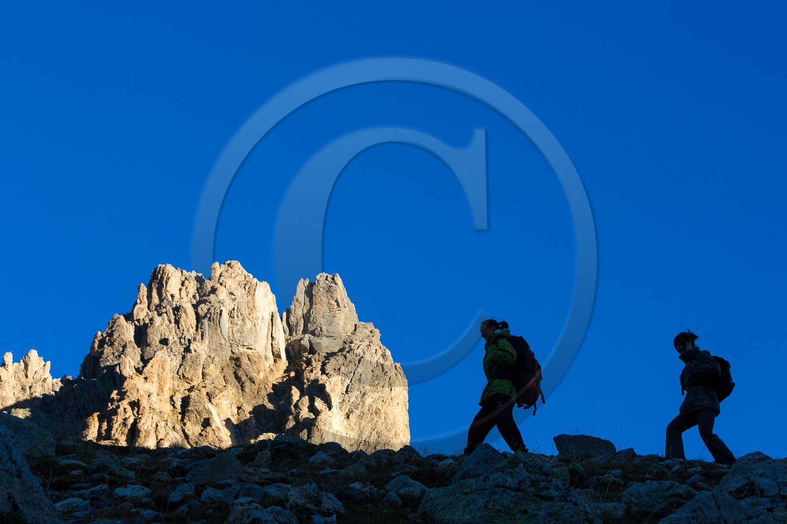 randonnée pédestre vallon de l'Orenaye , GR Tour du Chambeyron, sommet du  Bec de Lièvre