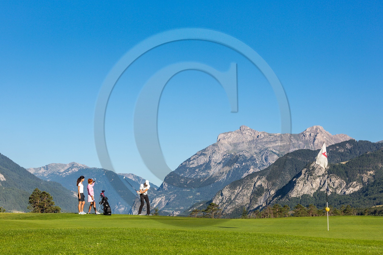 Barcelonnette, Golf de Bois-Chenu