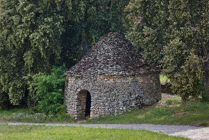 Prieuré Notre-Dame de Ganagobie, borie, cabane en pierre sèche qui servait de grange, d'écurie