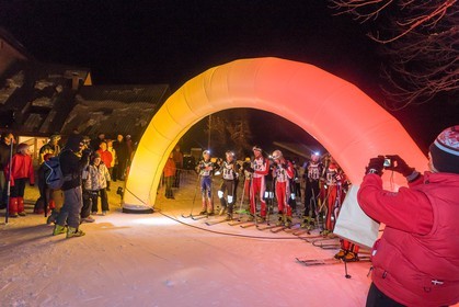 Station de ski de Réallon, course de ski alpinisme nocturne Laetitia Roux