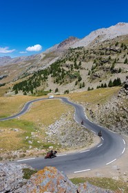 Jausiers, Cyclotourisme au Col de la Bonette ou de Restefond
