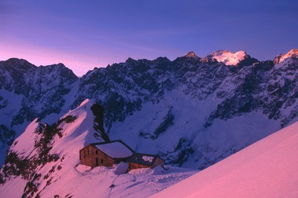 Refuge Adèle Planchard ( 3169 m)