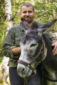 Yohann Masnada, accompagnateur ânier