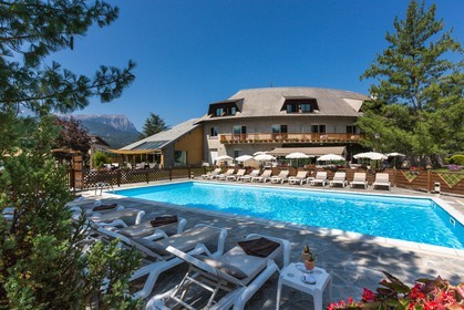 Hôtel restaurant spa Les Bartavelles