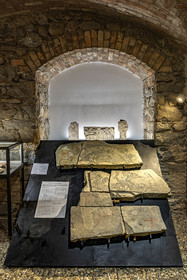 Musée Muséum départemental des Hautes-Alpes, couvercle de reliquaire