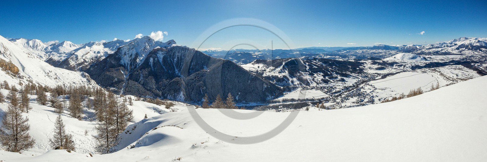 Vallée du Champsaur, station village d'Ancelle