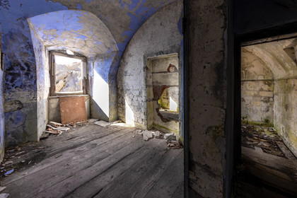 Fort du Chaberton et les ruines de l'ancien camp militaire