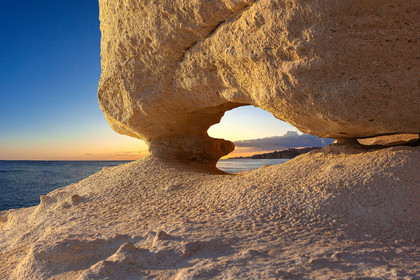 Falaises de calcaire de Bonifacio