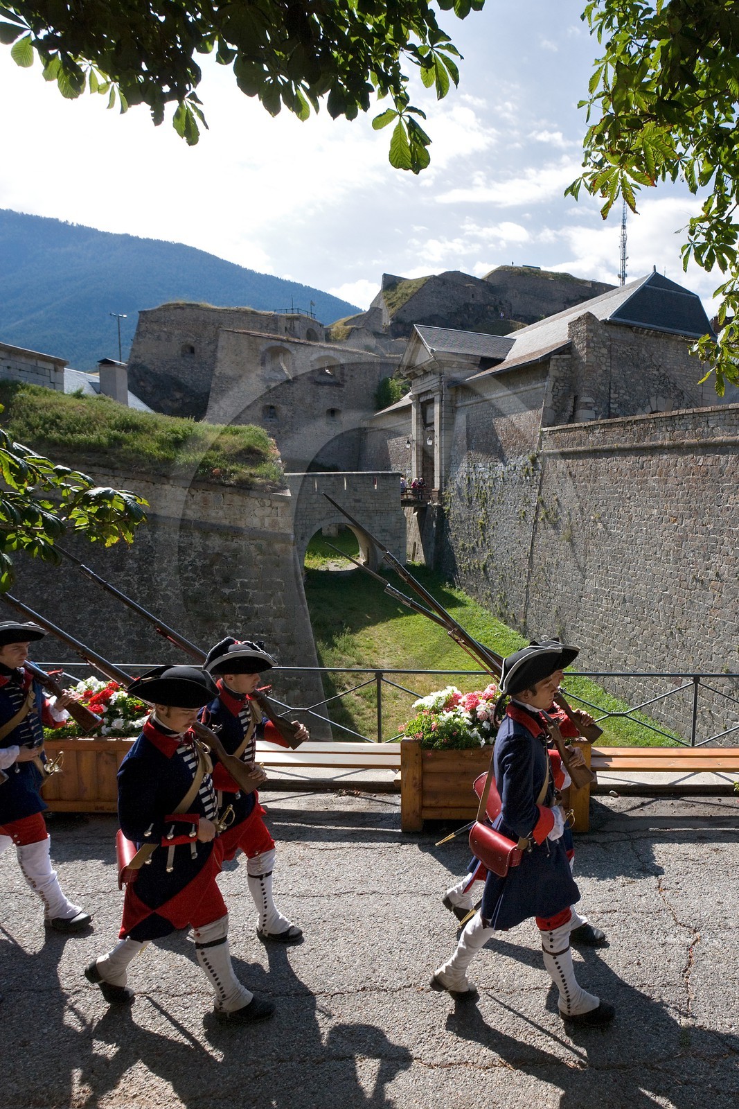 Briançon, l'association Les regiments du passé reconstituent la vie civile et militaire