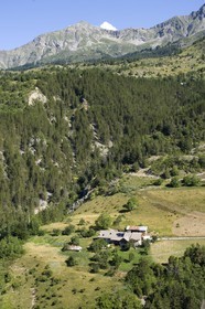 Pays de Serre-Ponçon, village de Chorges