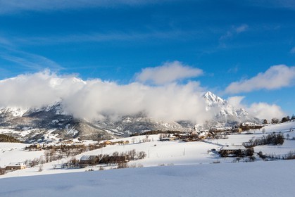 station de ski Sauze Super-Sauzedepuis Serre-Notre-Dame, hameau La Conche