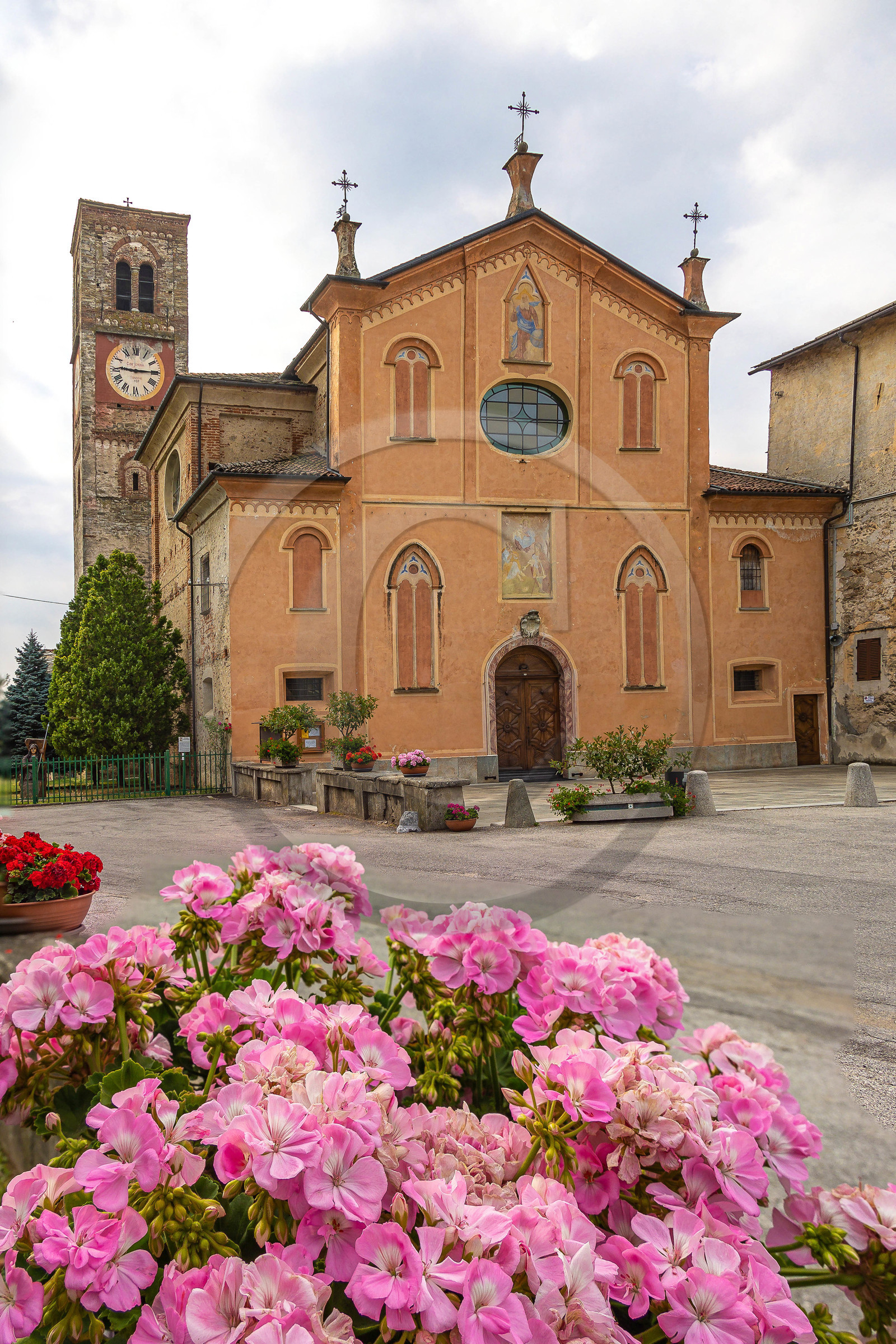 Valle Maira, Villar San Costanzo
