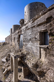 Fort du Chaberton et les ruines de l'ancien camp militaire
