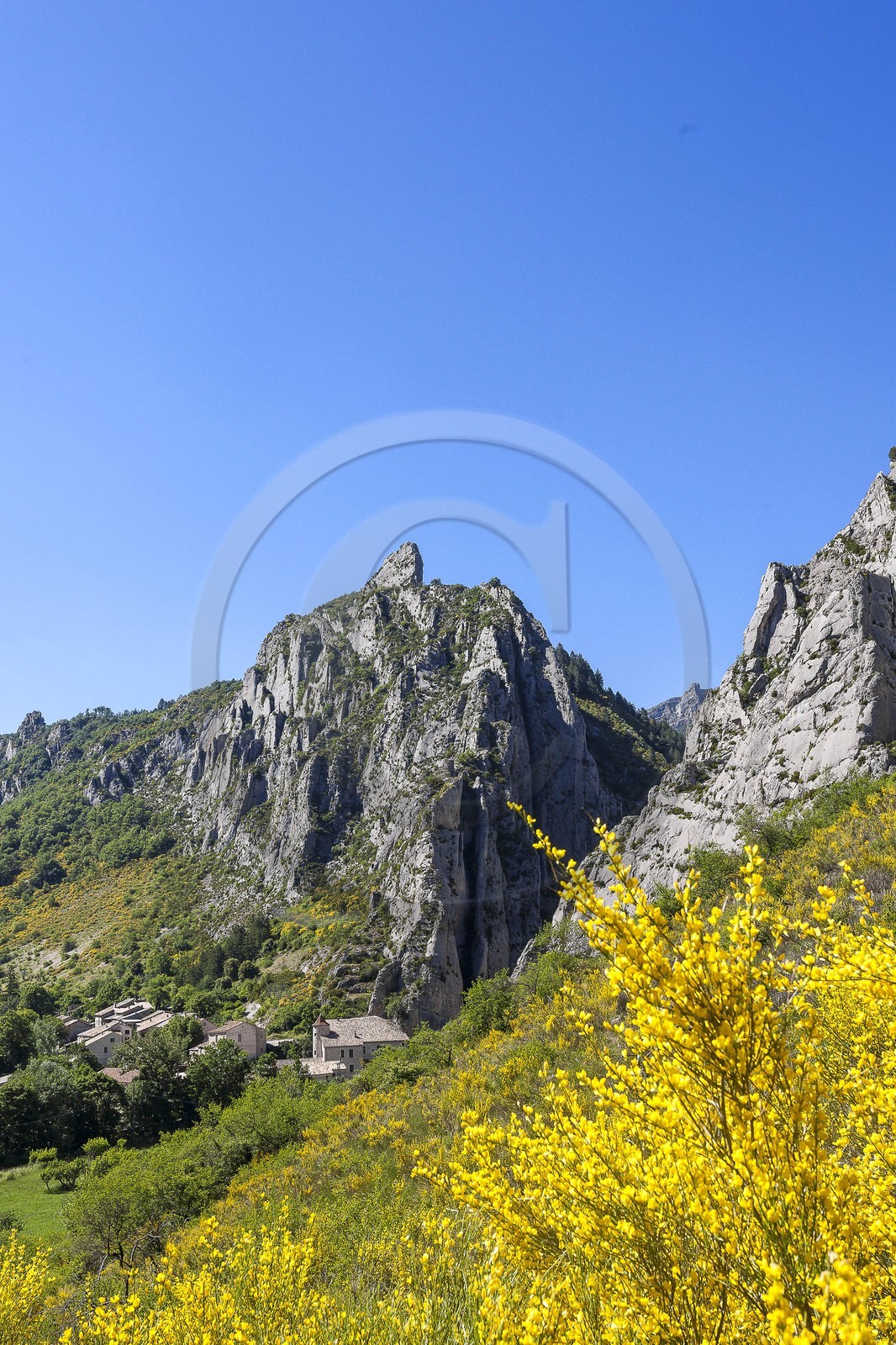 vallée du Buëch, village de Sigottier