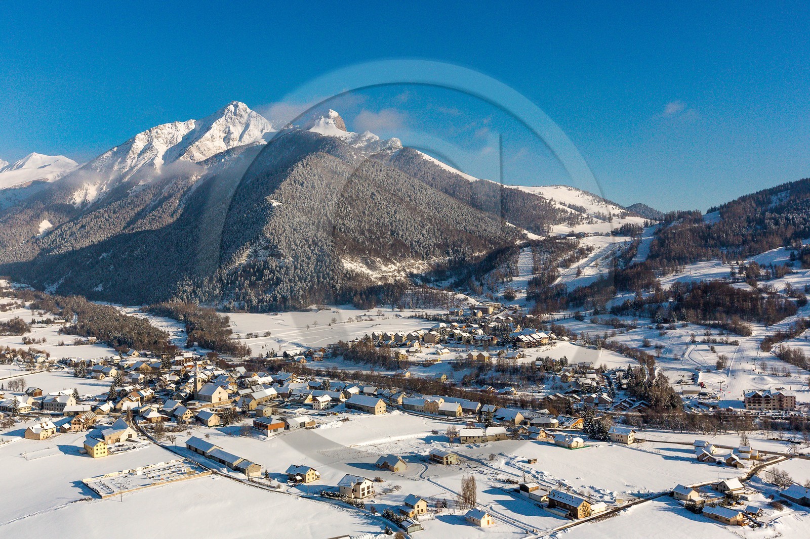 Vallée du Champsaur, station village d'Ancelle