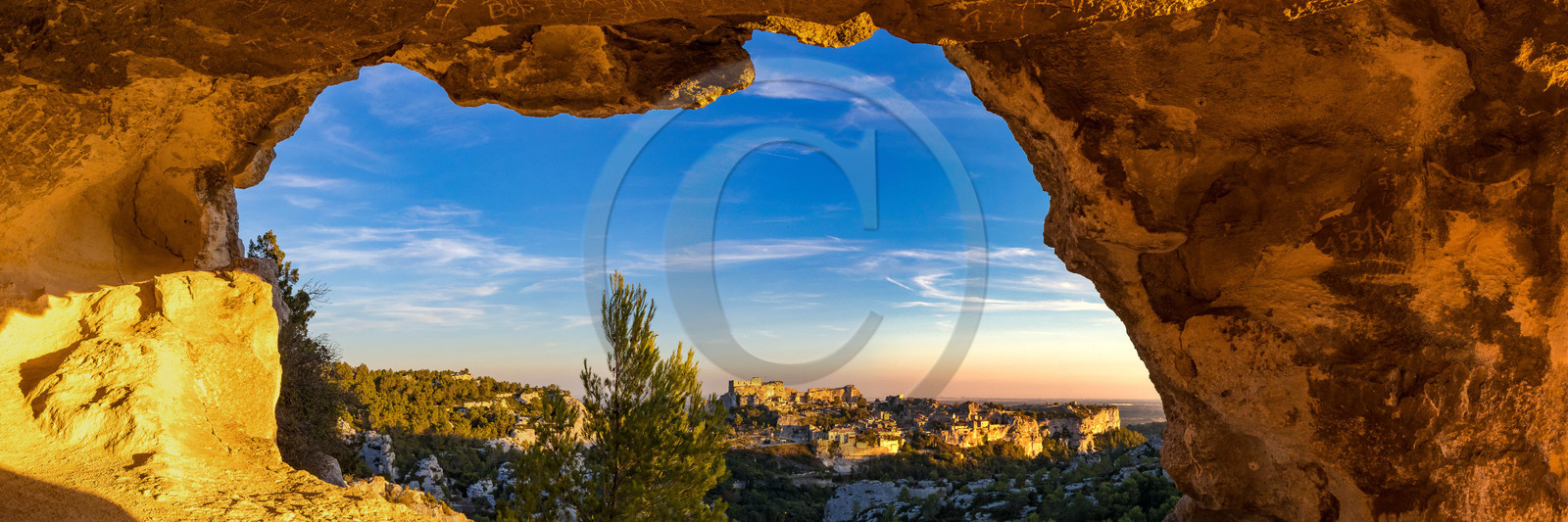 Parc naturel régional des Alpilles, Les Baux de Provence
