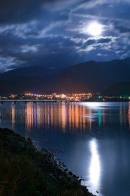 Lac de Serre-Ponçon, Savines-le-Lac et le pont