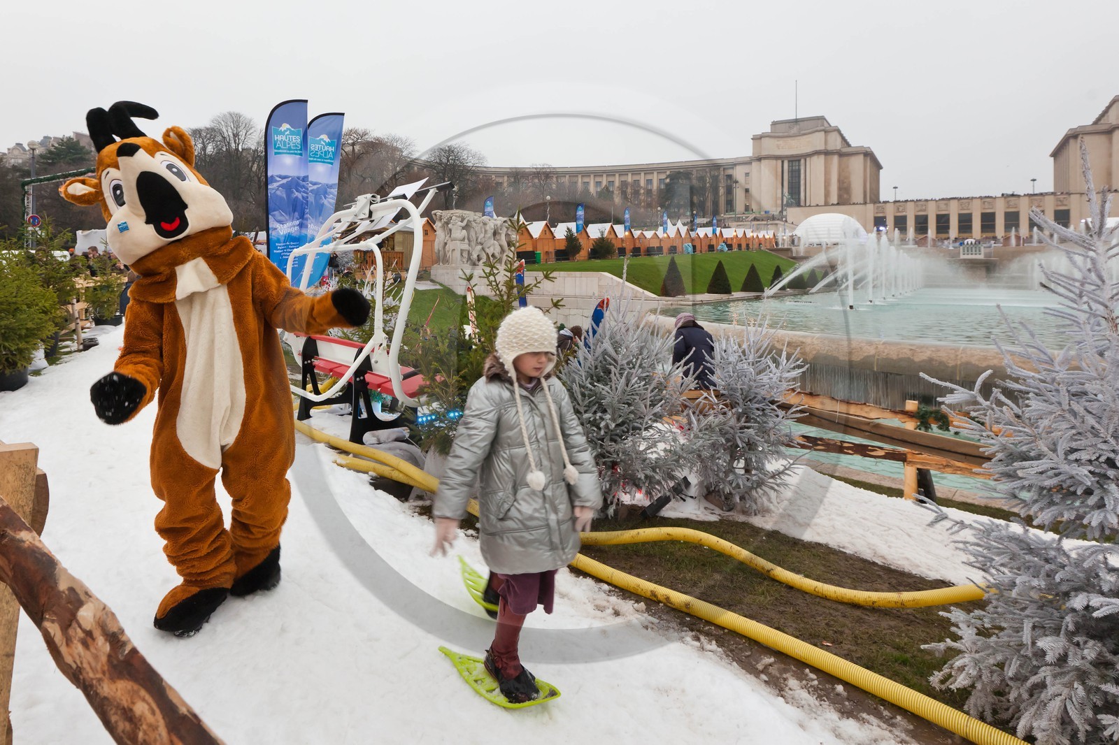 Paris, 2011, le village de Noël du Trocadéro et son univers de neige et glace