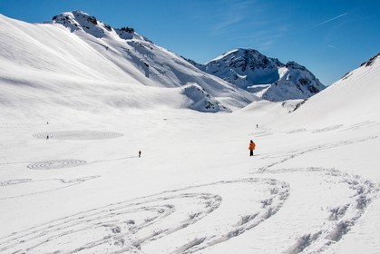 Serre-Chevalier, Snow drawings, une œuvre de l'artiste Sonja Hinrichsen