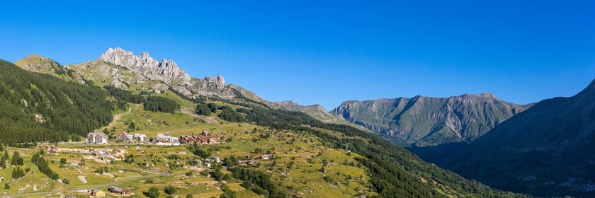 Pays de Serre-Ponçon, Réallon et les Aiguilles de Chabrières