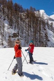 Crévoux, randonnée famille en raquettes à neige