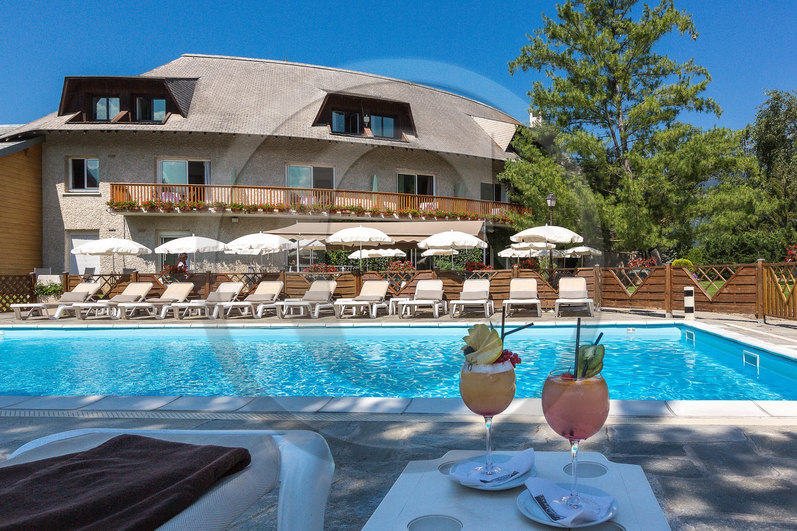 Hôtel restaurant spa Les Bartavelles