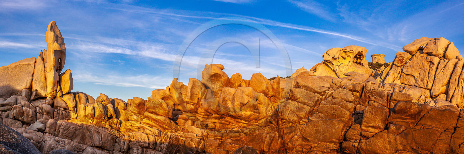 Tour génoise de Campomoro et taffoni