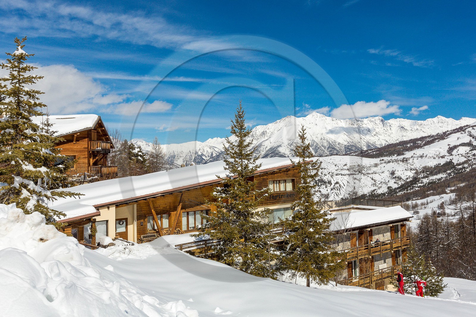 La station de ski Sauze Super-Sauze est une station village située entre 1400 et 2400 m