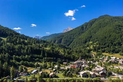 Château-Ville-Vieille, sentier des astragales