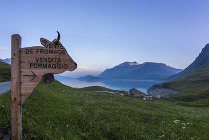 Lac du Mont-Cenis