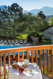 Hôtel restaurant spa Les Bartavelles