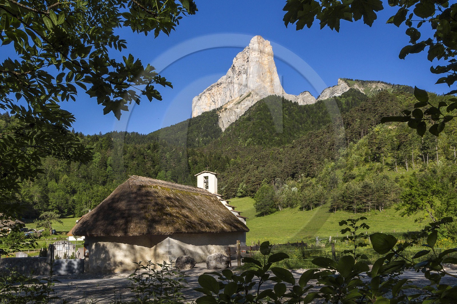 Saint-Martin-de-Clelles, au pied du Mont-Aiguille le hameau de Trézanne